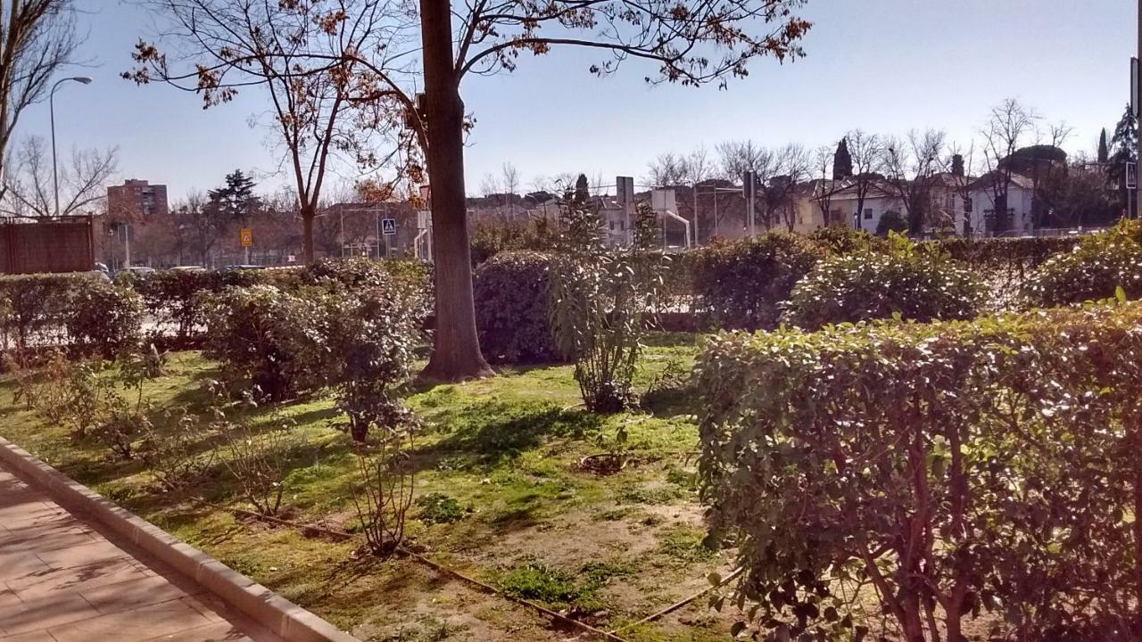Apartament Apartamento "La Bombilla" Madryt Zewnętrze zdjęcie